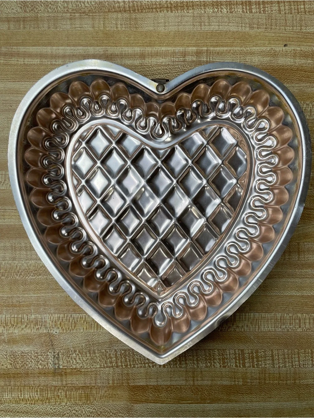 Vintage Copper Quilted Heart Cake Pan Dessert Mold